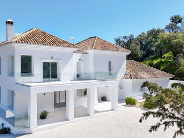 Detached house with pool for sale in La Mairena