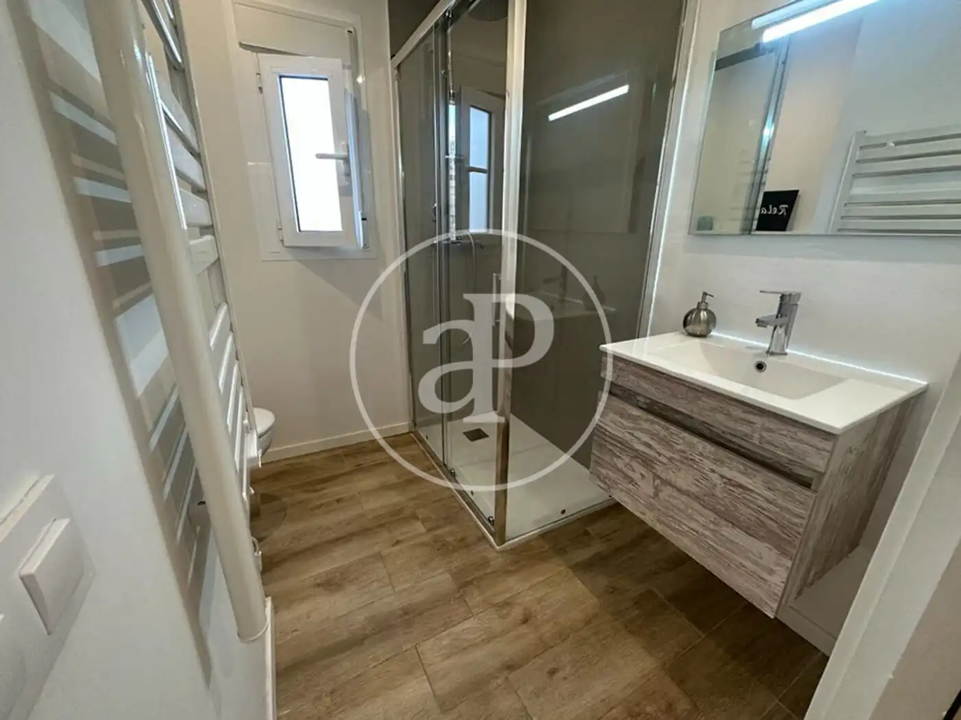 Badezimmer von Wohnung zur Miete in  Palma de Mallorca mit Klimaanlage, Heizung und Möbliert