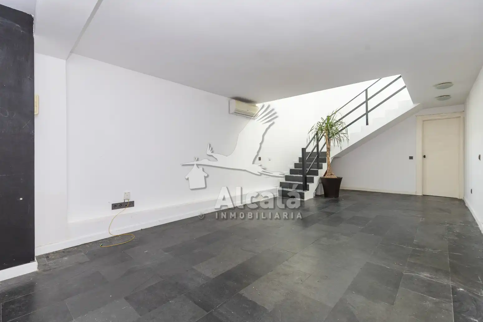 Houses for sale in Alcalá de Henares  with Air Conditioner, Heating and Private garden