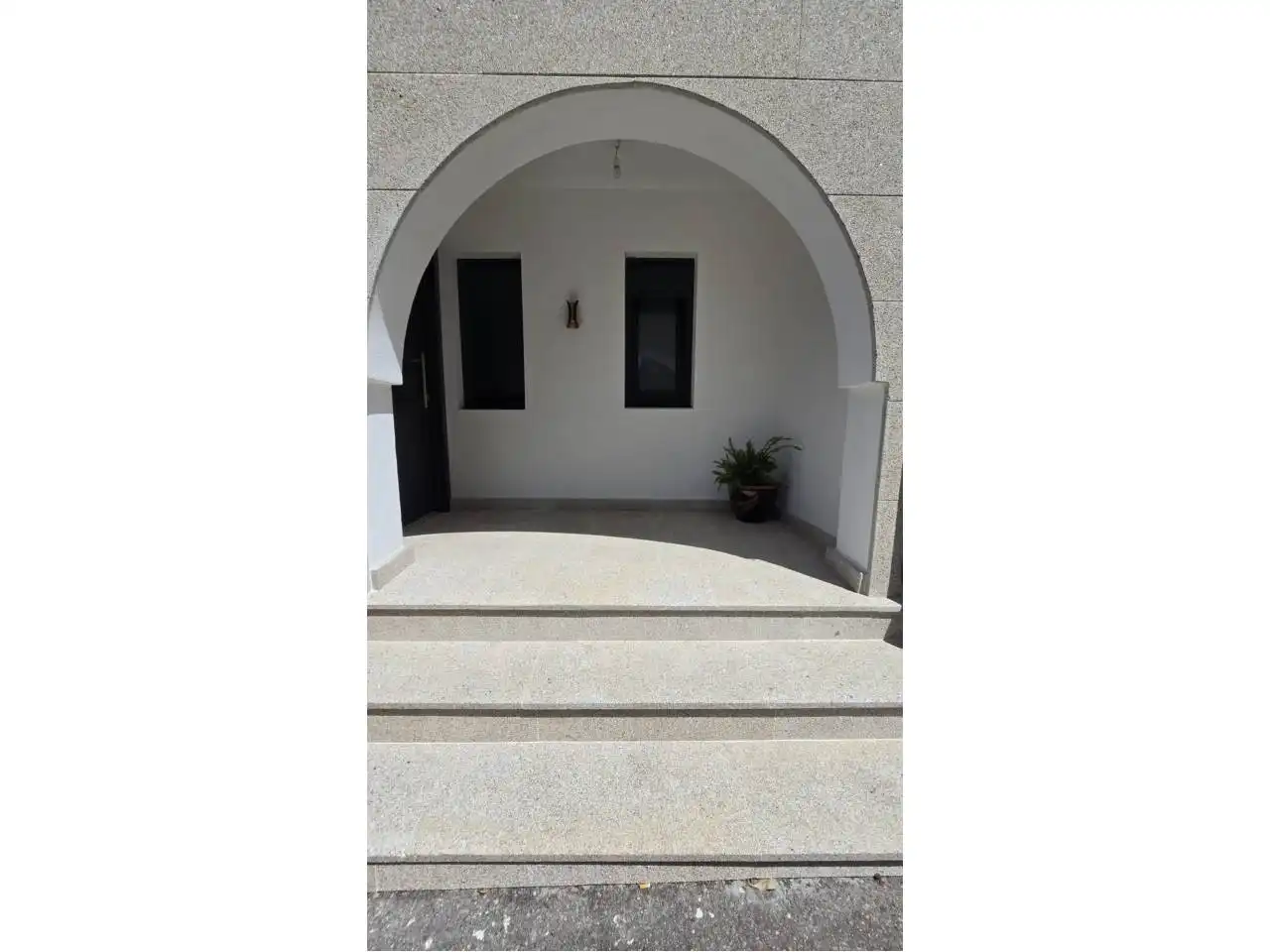 Casa adosada en venta en Vilagarcía de Arousa con Calefacción, Terraza y Amueblado