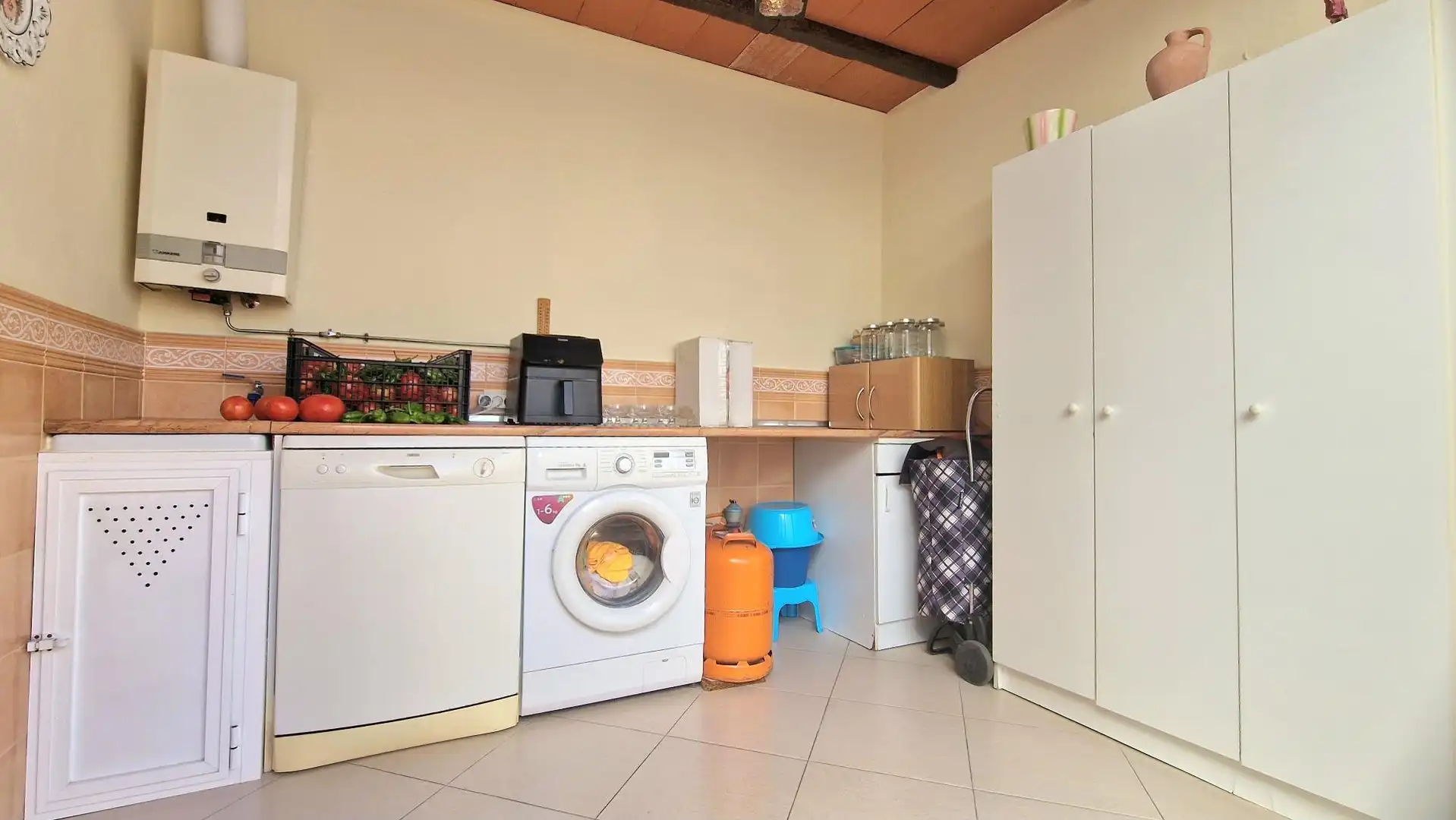 Casa adosada en venta en Calle del Río Darro, Centro