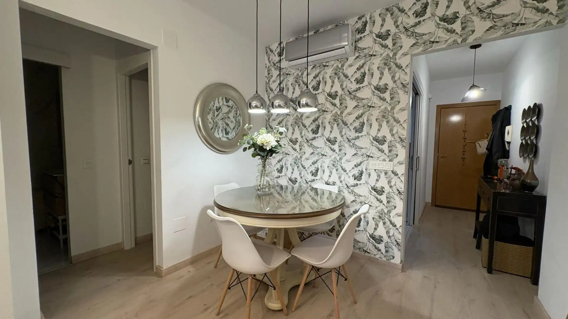 Comedor de Piso en venta en Torremolinos con Aire acondicionado, Balcón y Piscina comunitaria