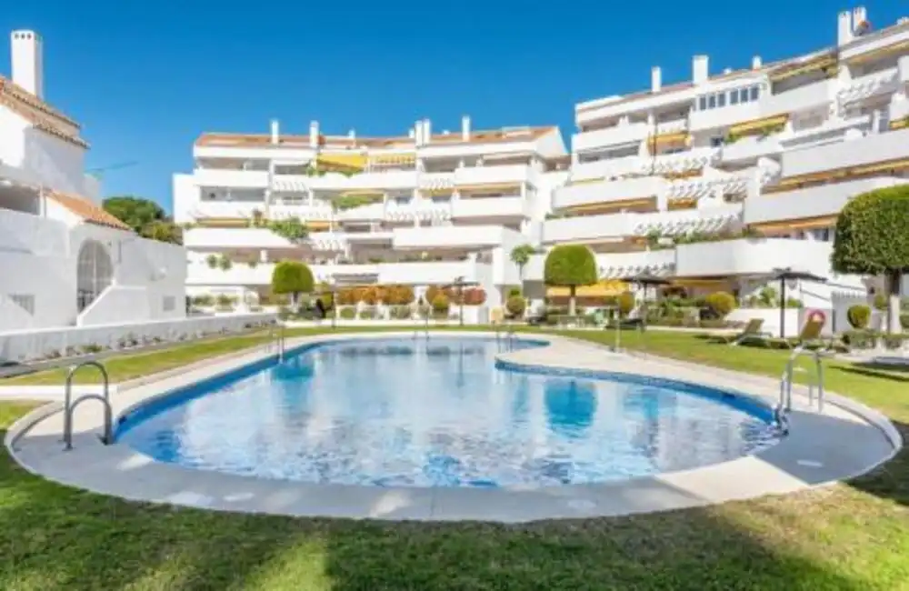 Apartament amb piscina en venda a Nueva Andalucía, imagen 32