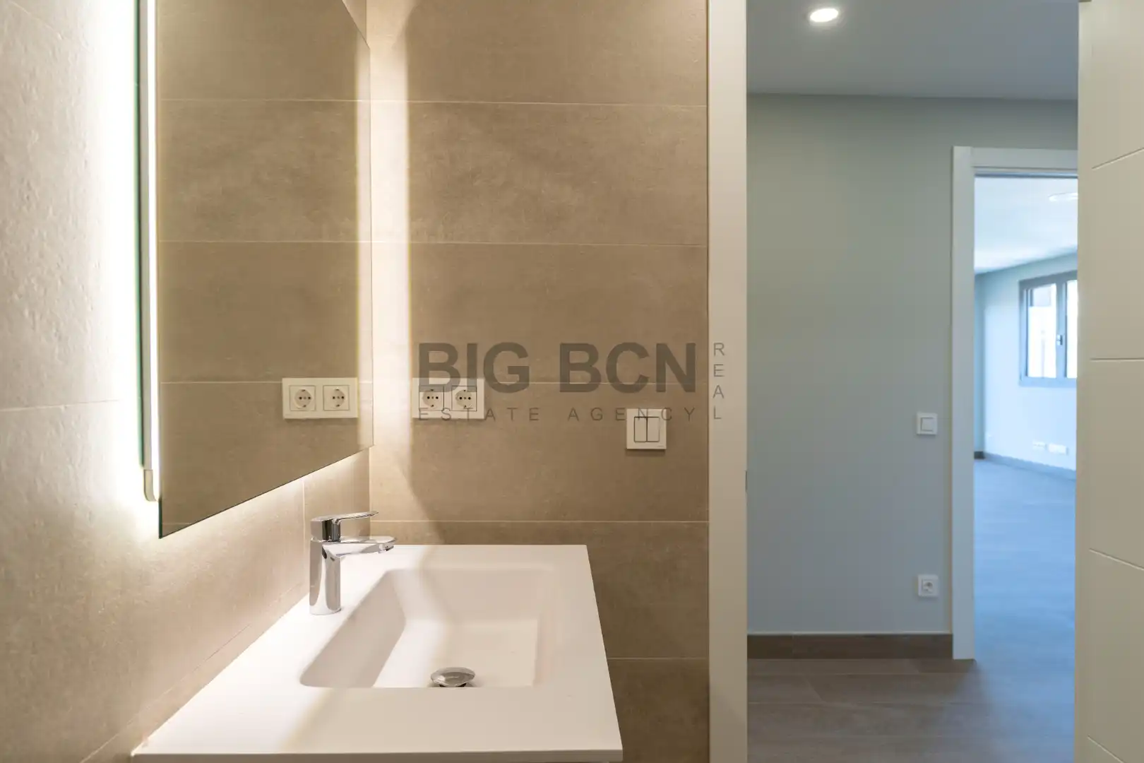 Piso con terraza en venta en Via Augusta 425, imagen 40