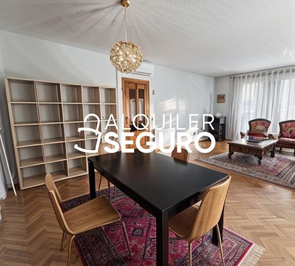 Foto 1 de Pis de lloguer a Quinta de Cervantes, Estación - Parque O'Donnell, Madrid