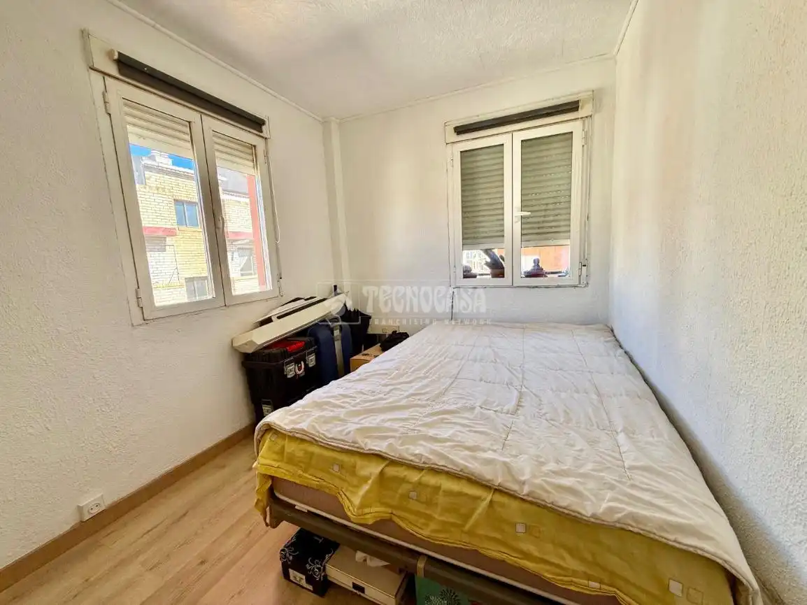 Habitación de Piso en venta en Zaragoza con Calefacción y Parquet