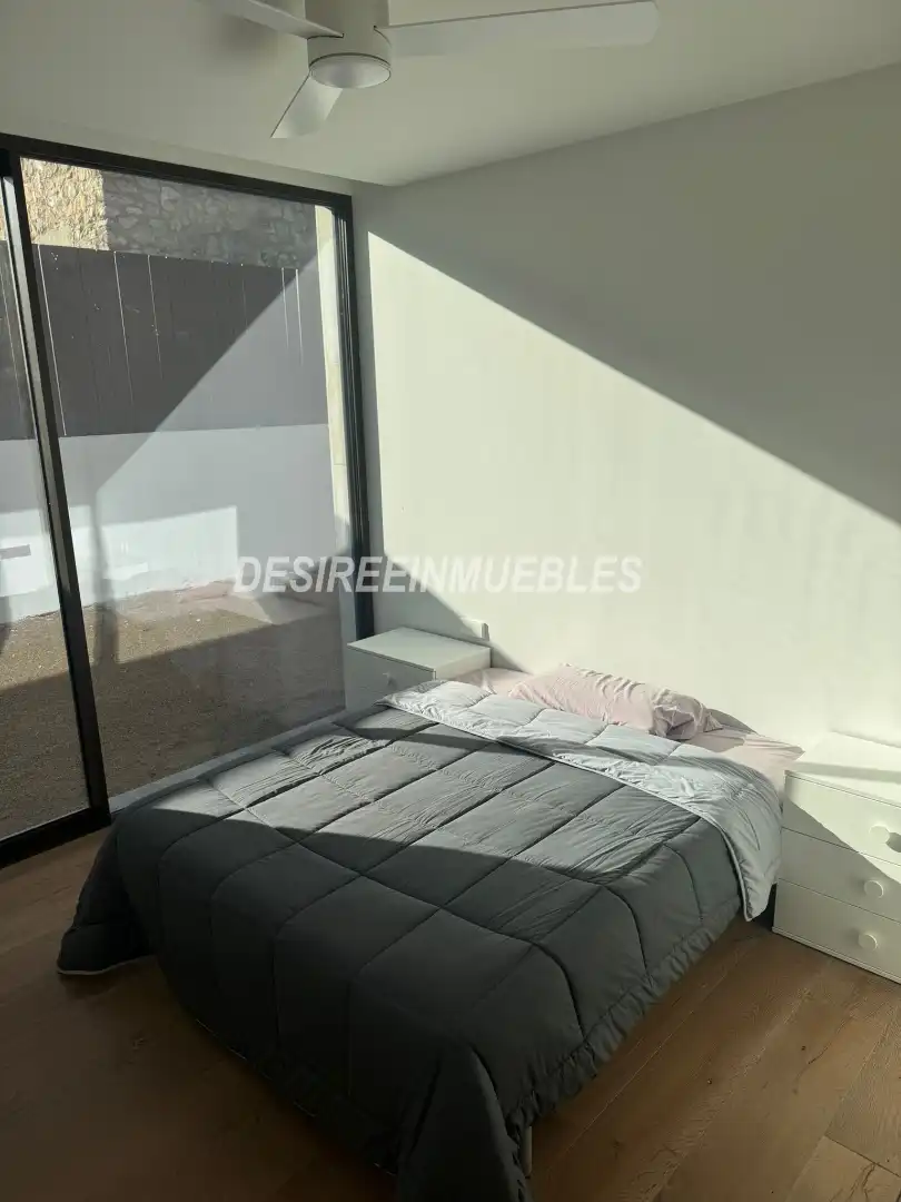 Habitación de Casa o chalet en venta en Godella con Aire acondicionado, Calefacción y Jardín privado