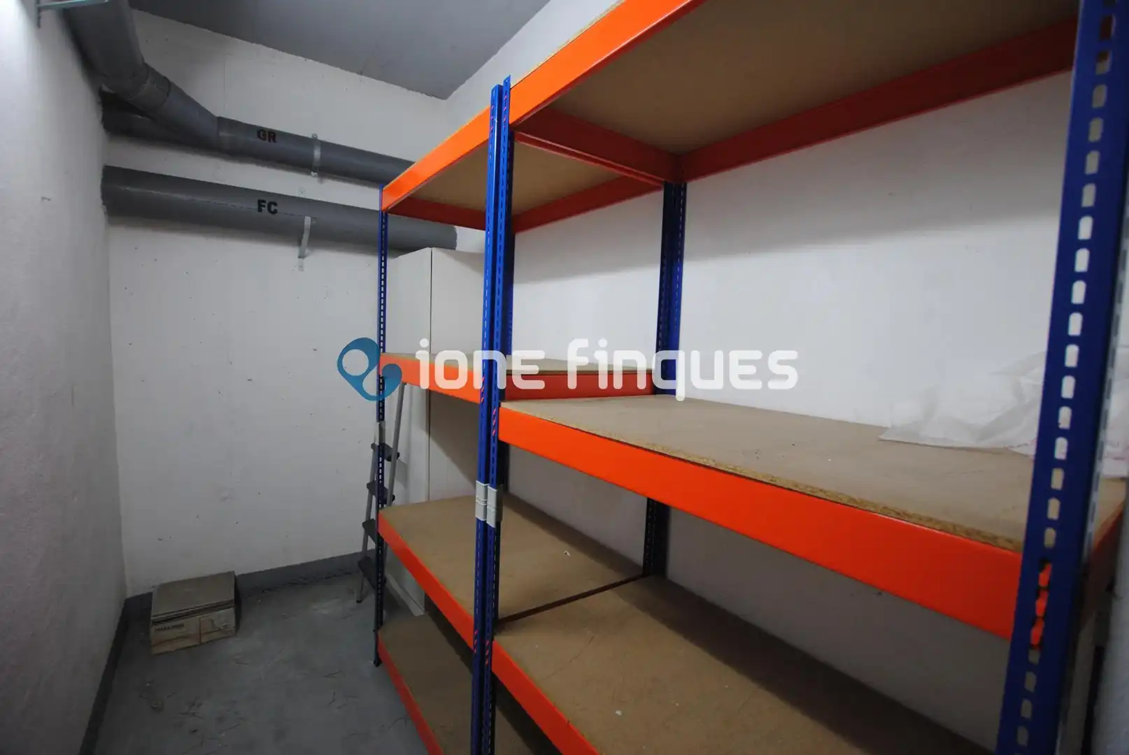 Wohnung zum Verkauf in Sant Cugat del Vallès mit Heizung, Privatgarten und Terrasse
