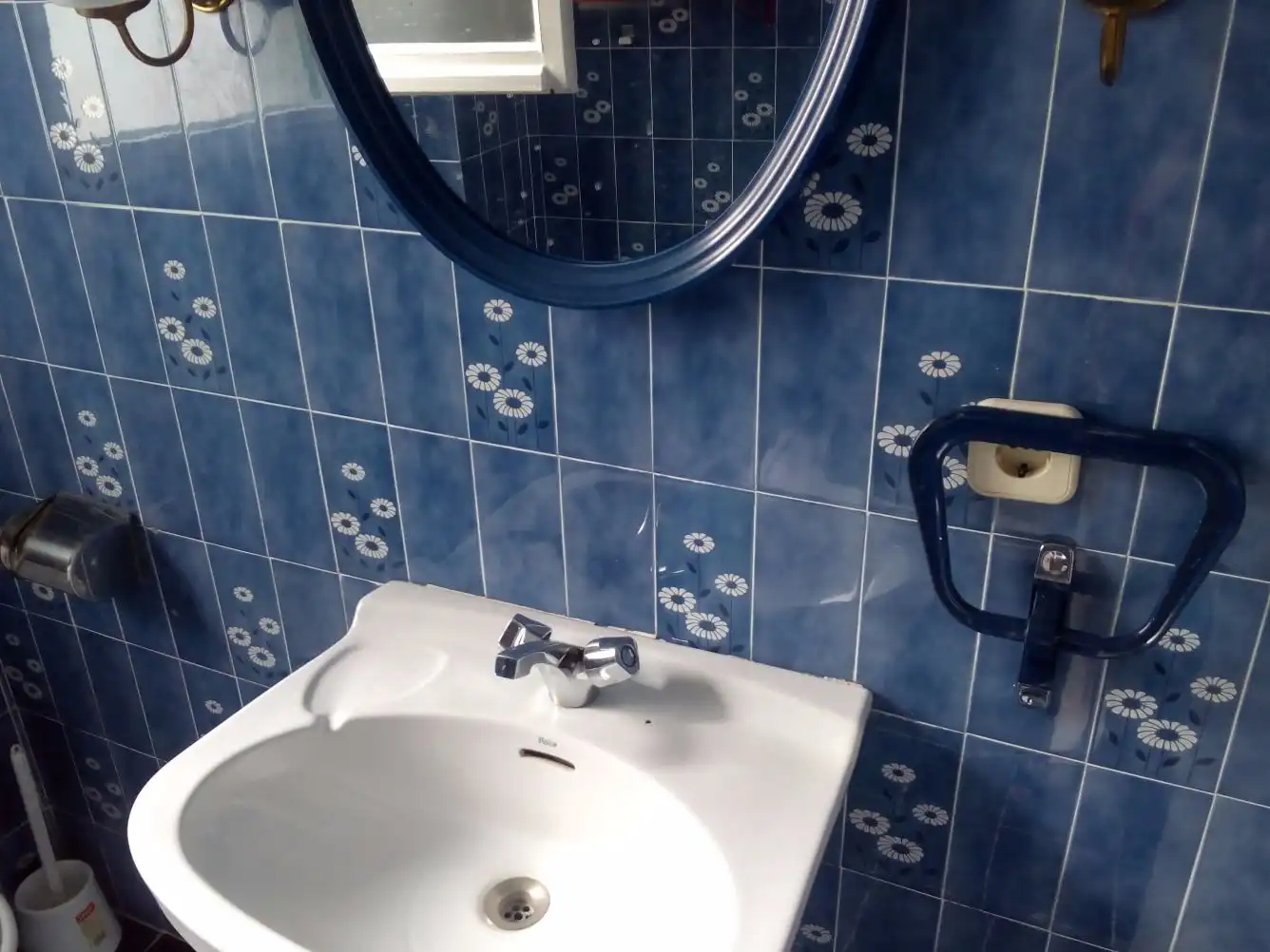 Baño de Piso de alquiler en Madrid con Calefacción, Parquet y Terraza