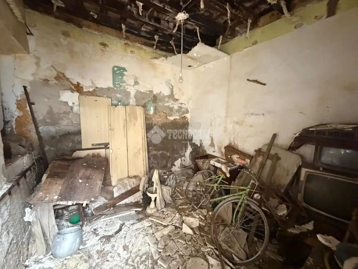 Casa aparellada en venda a Núcleo urbano, imagen 8