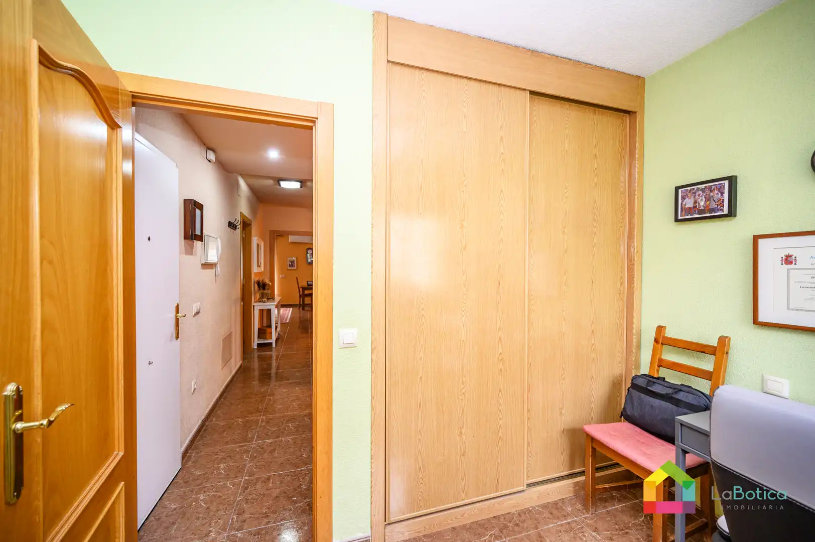 Detached homes for sale in Esquivias  with Air Conditioner, Heating and Balcony