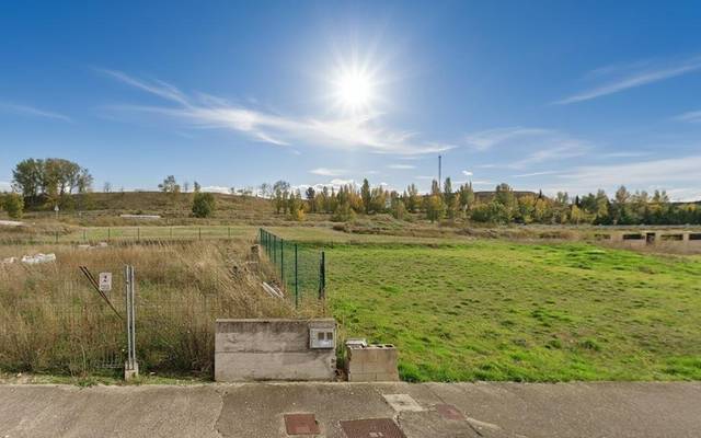 Terreno residencial en Venta en Travesía La Zapata en Buniel