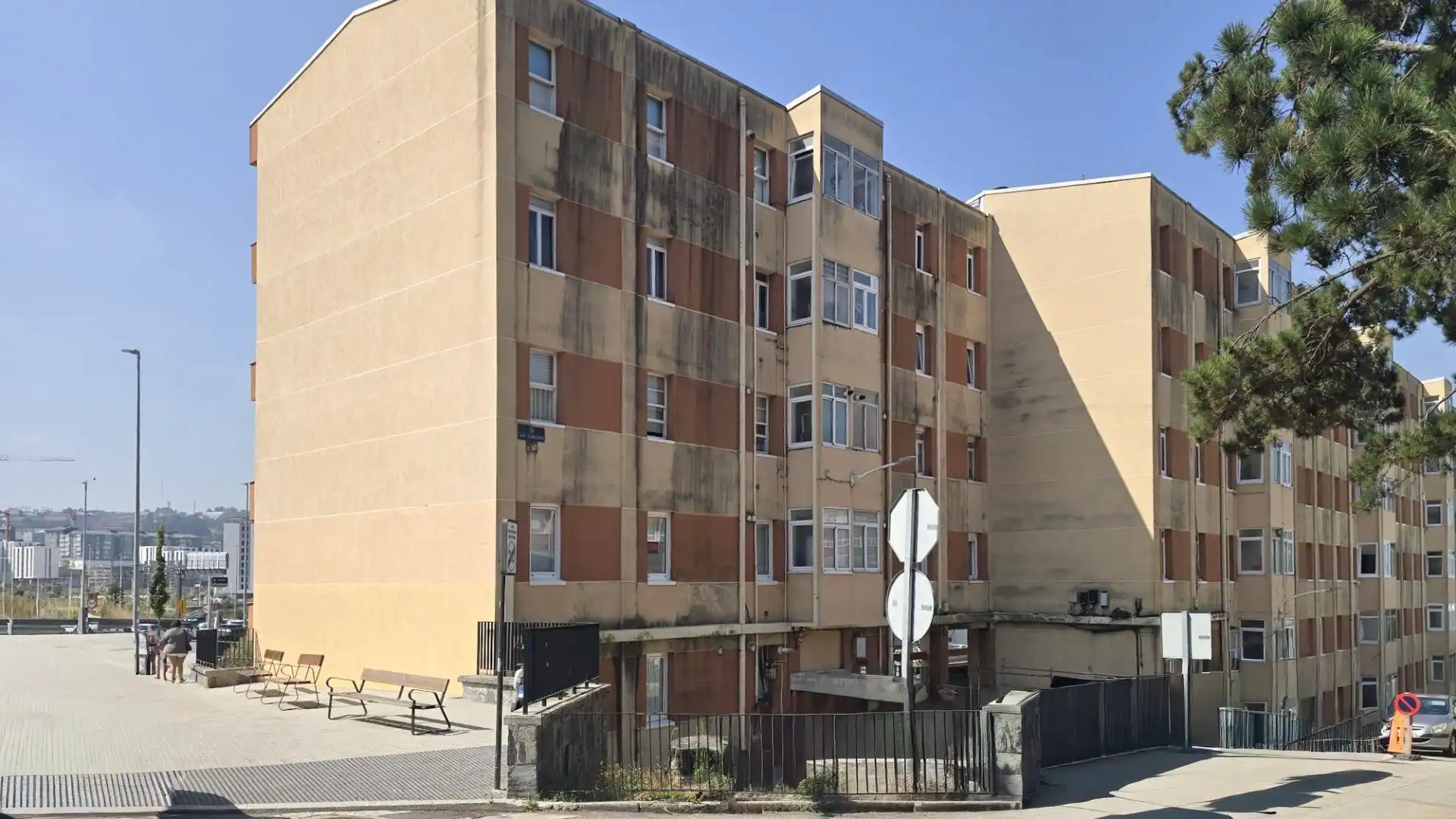 Vista exterior de Piso en venta en A Coruña Capital  con Calefacción