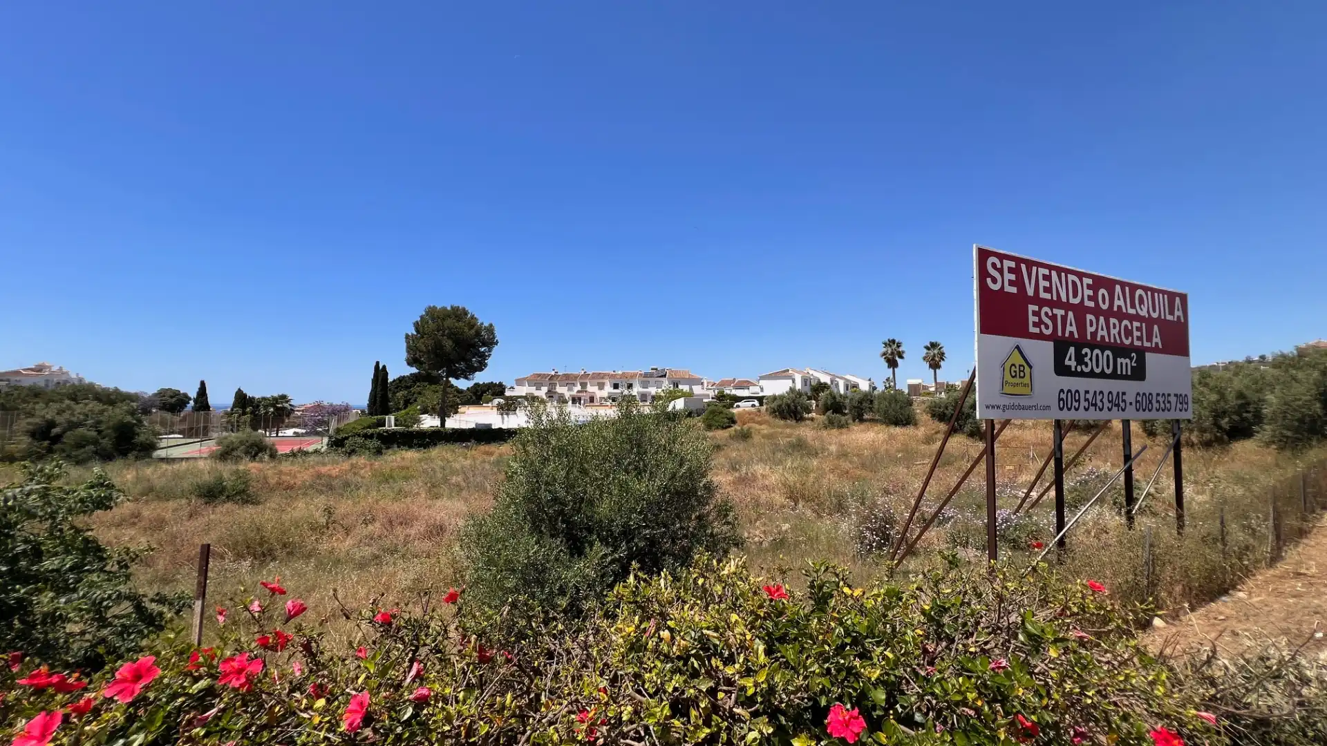 Industrial land for sale in Torrox Park