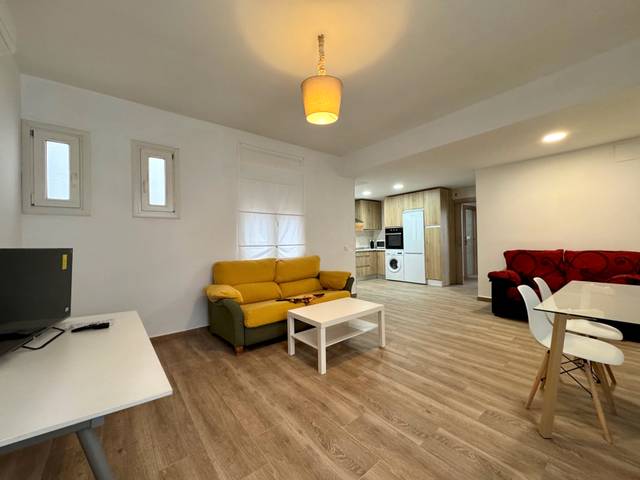 Apartamento en Alquiler en Avenida de España, 6 en Centro