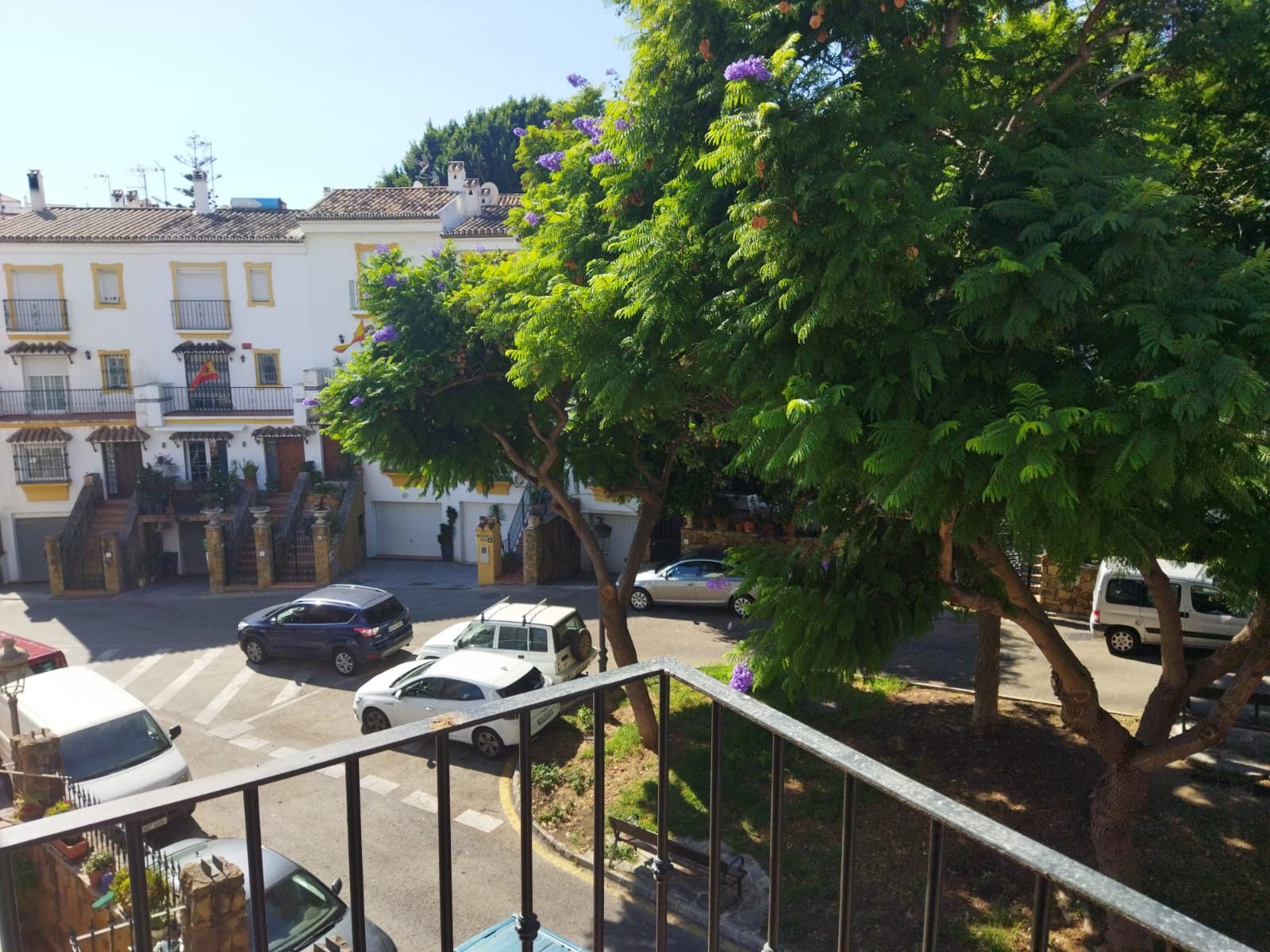 Vista exterior de Pis de lloguer en Estepona amb Aire condicionat, Moblat i Balcó