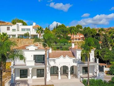 Maison avec piscine à vendre à Estepona Pueblo
