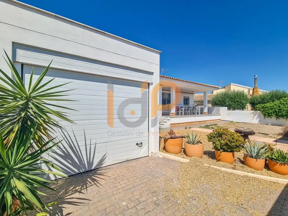 Vista exterior de Casa o chalet en venta en Huércal-Overa con Aire acondicionado, Calefacción y Terraza