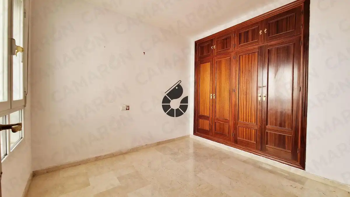Appartamento con ascensore in vendita a Avenida Primero de Mayo, imagen 6