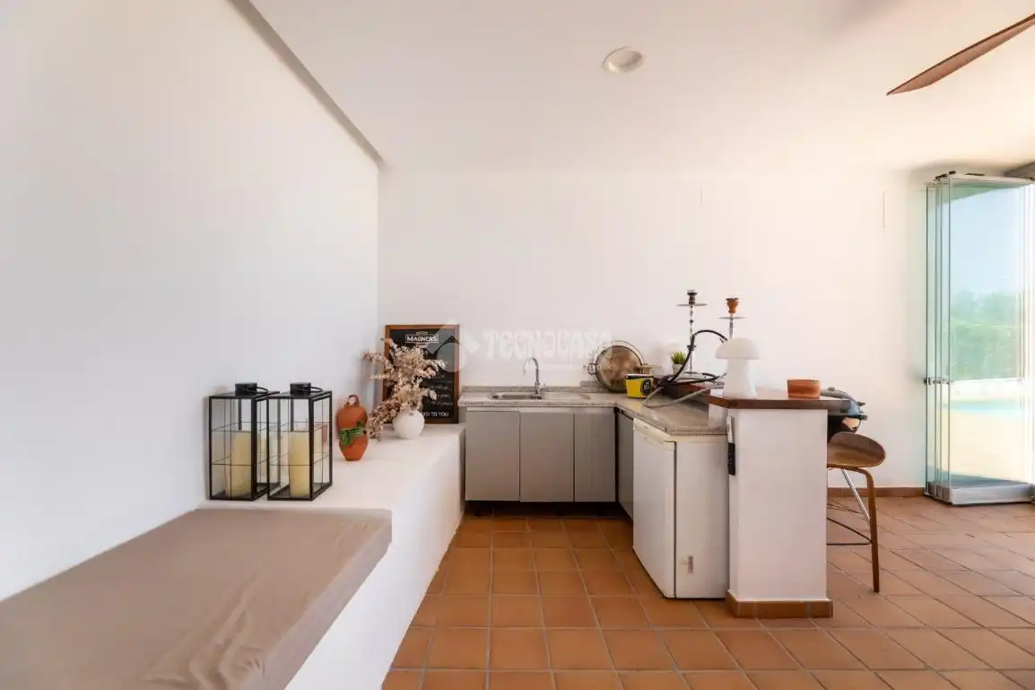 Küche von Einfamilien-Reihenhaus zum Verkauf in Torrelodones mit Klimaanlage, Heizung und Terrasse