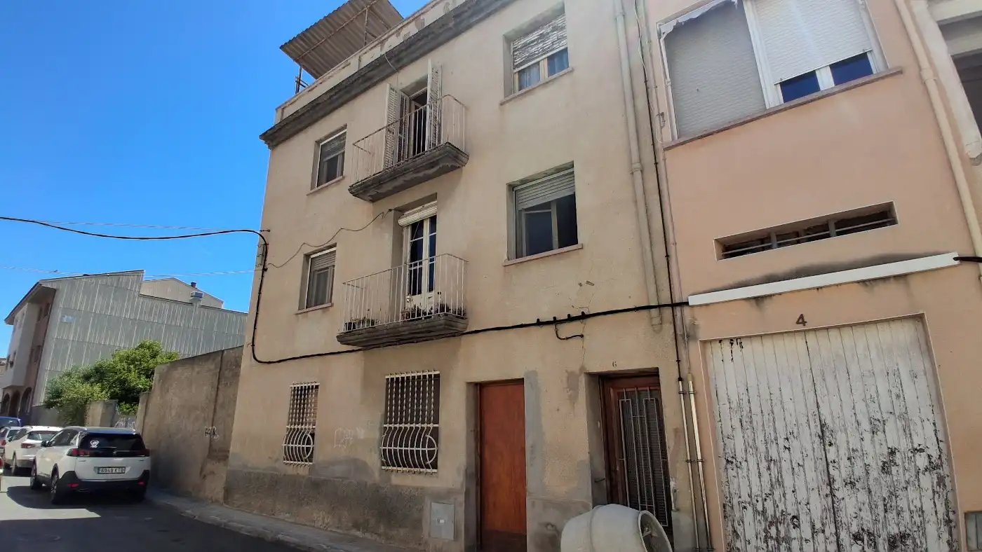 Vista exterior de Casa adosada en venda en Móra la Nova amb Calefacció, Terrassa i Moblat
