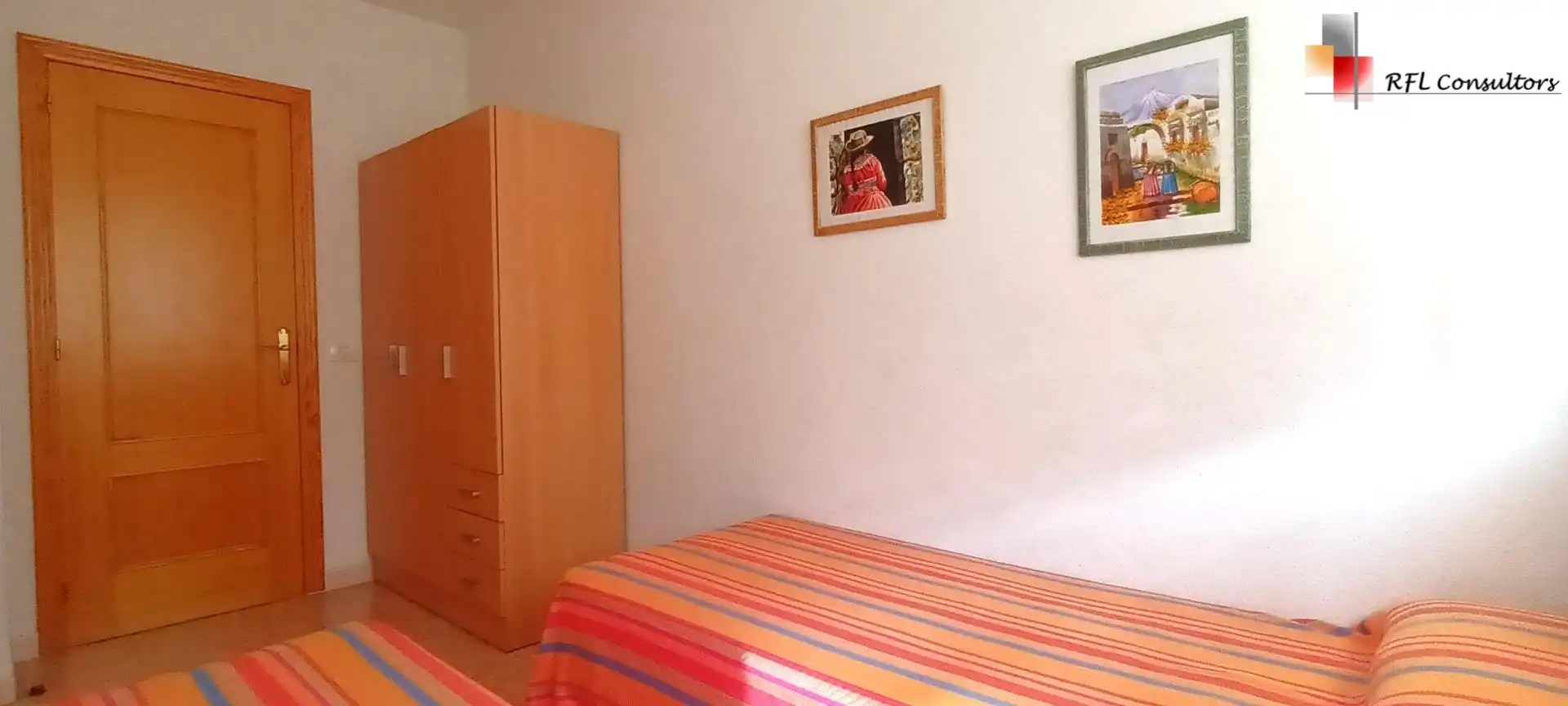 Schlafzimmer von Wohnungen zur Miete in Torreblanca mit Klimaanlage, Privatgarten und Terrasse