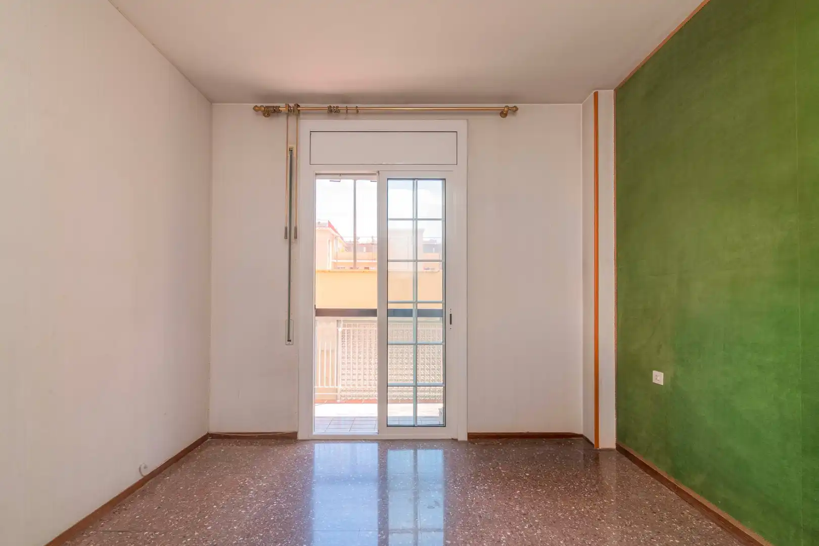 Piso en venta en Barcelona con Aire acondicionado, Calefacción y Balcón