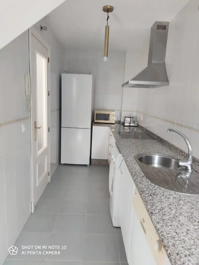 Cocina de Ático de alquiler en Sanlúcar de Barrameda con Aire acondicionado, Calefacción y Terraza