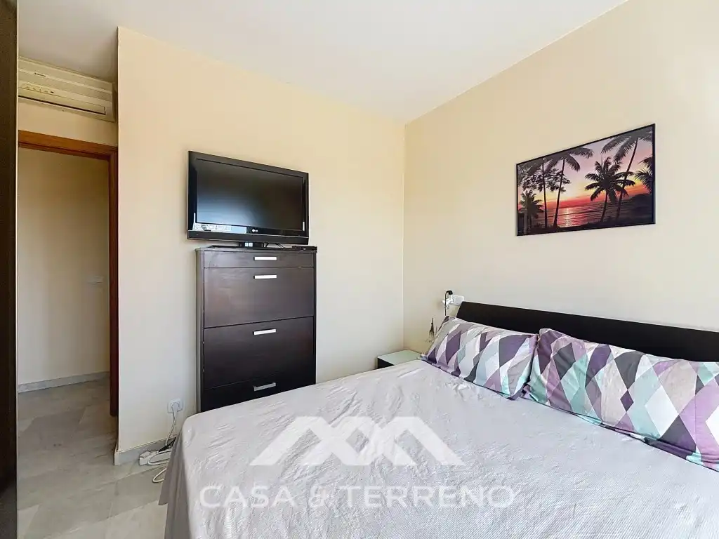 Schlafzimmer von Dachboden zum Verkauf in Algarrobo mit Klimaanlage, Terrasse und Balkon