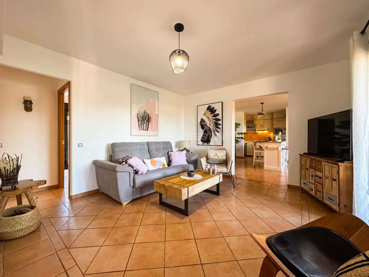 Sala d'estar de Casa adosada en venda en La Oliva amb Aire condicionat, Jardí privat i Terrassa