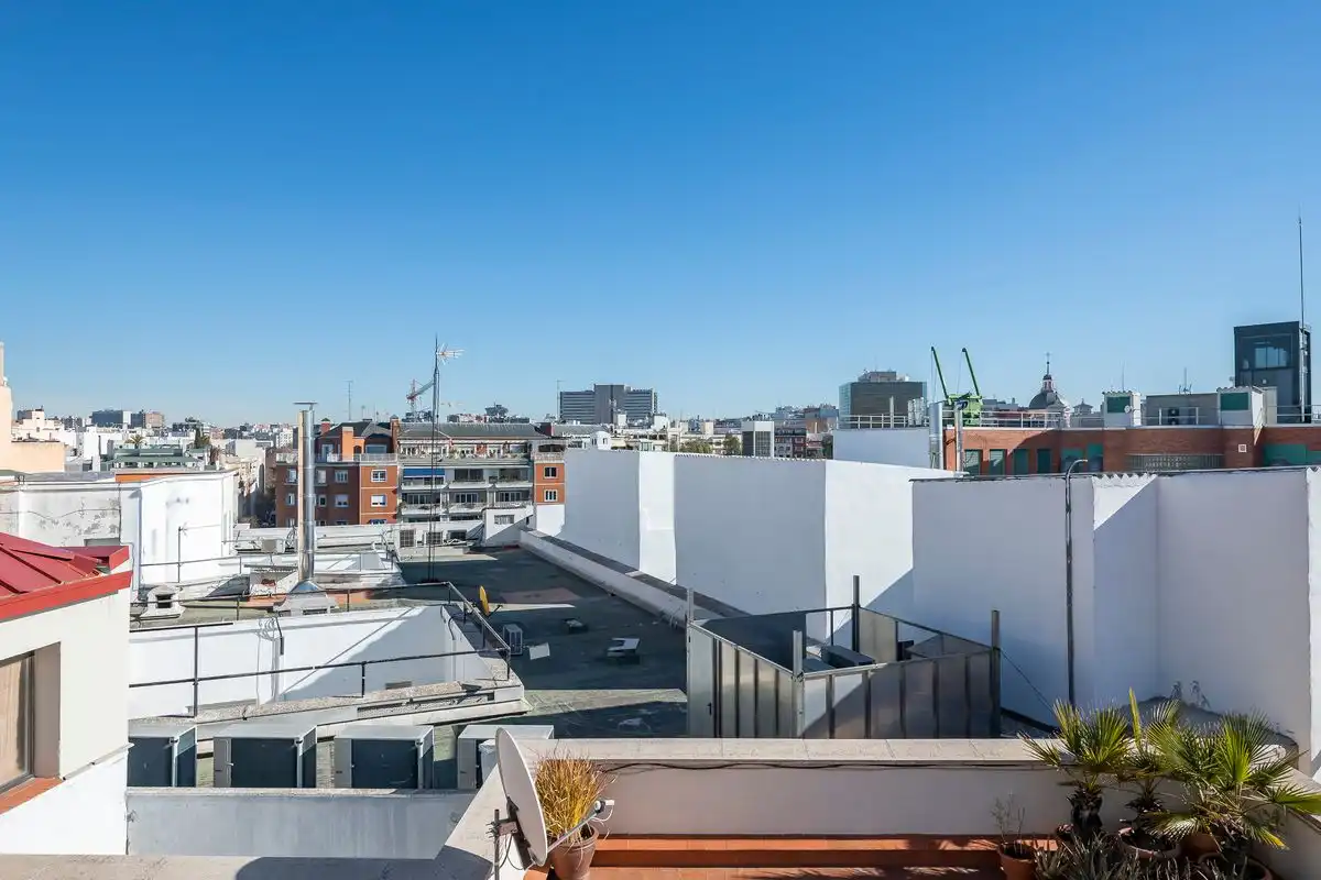 Terrassa de Pis en venda en Madrid amb Aire condicionat, Calefacció i Terrassa