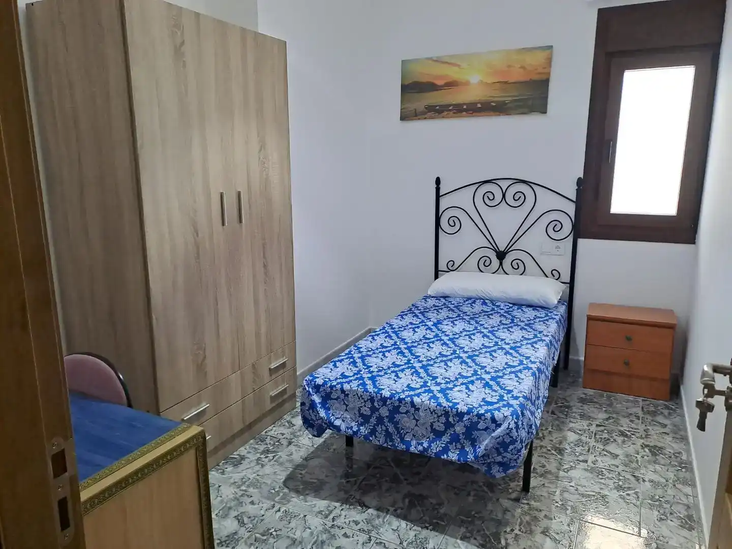 Schlafzimmer von Erdgeschoss zur Miete in Osuna mit Klimaanlage