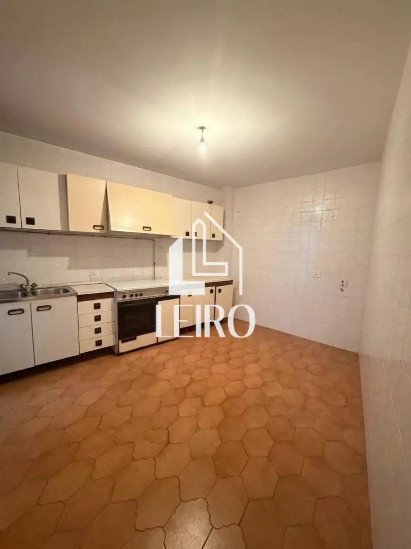 Kitchen of Apartments for sale in Cambados  with Balcony
