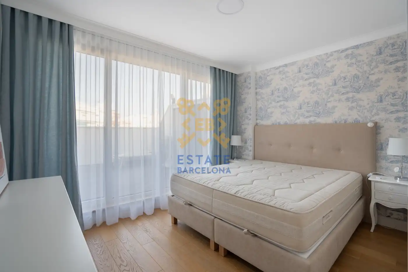 Schlafzimmer von Dachboden zum Verkauf in Valencia mit Klimaanlage, Heizung und Möbliert