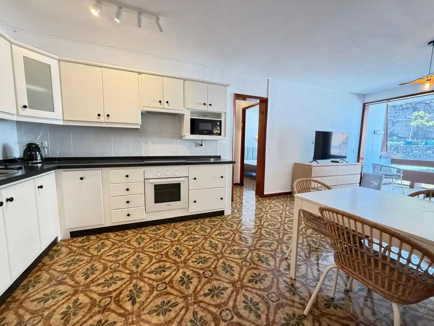 Cuina de Apartament en venda en Icod de los Vinos amb Terrassa i Moblat