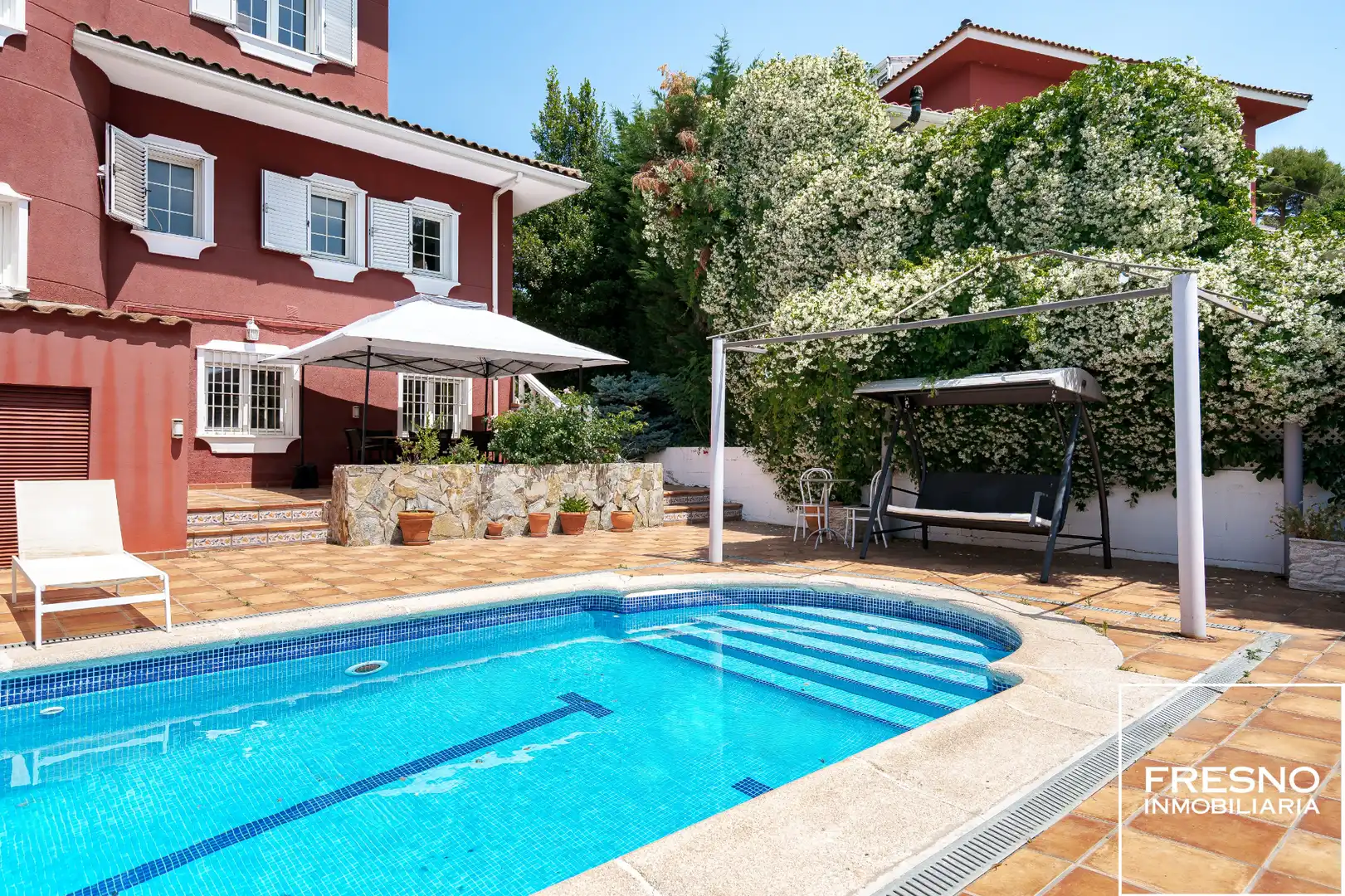 Piscina de Casa o xalet en venda en Cobeña amb Aire condicionat, Calefacció i Jardí privat