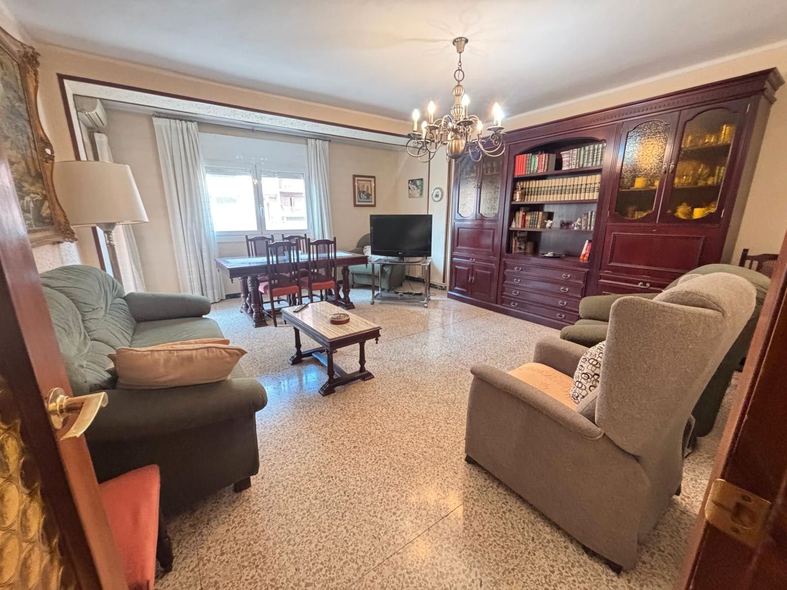 Living room of Flat for sale in  Lleida Capital  with Heating, Furnished and Balcony