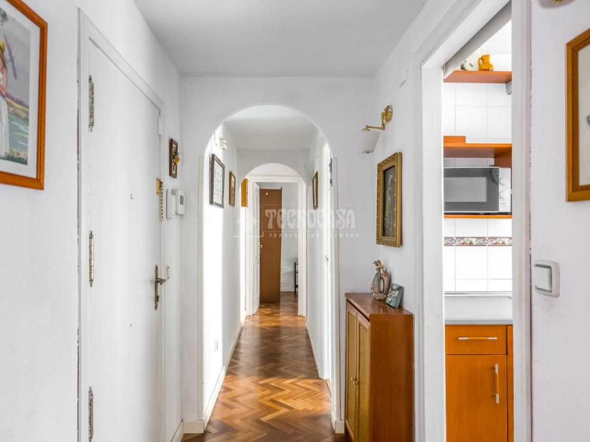 Flat for sale in Calle de Servando Batanero, Ventas