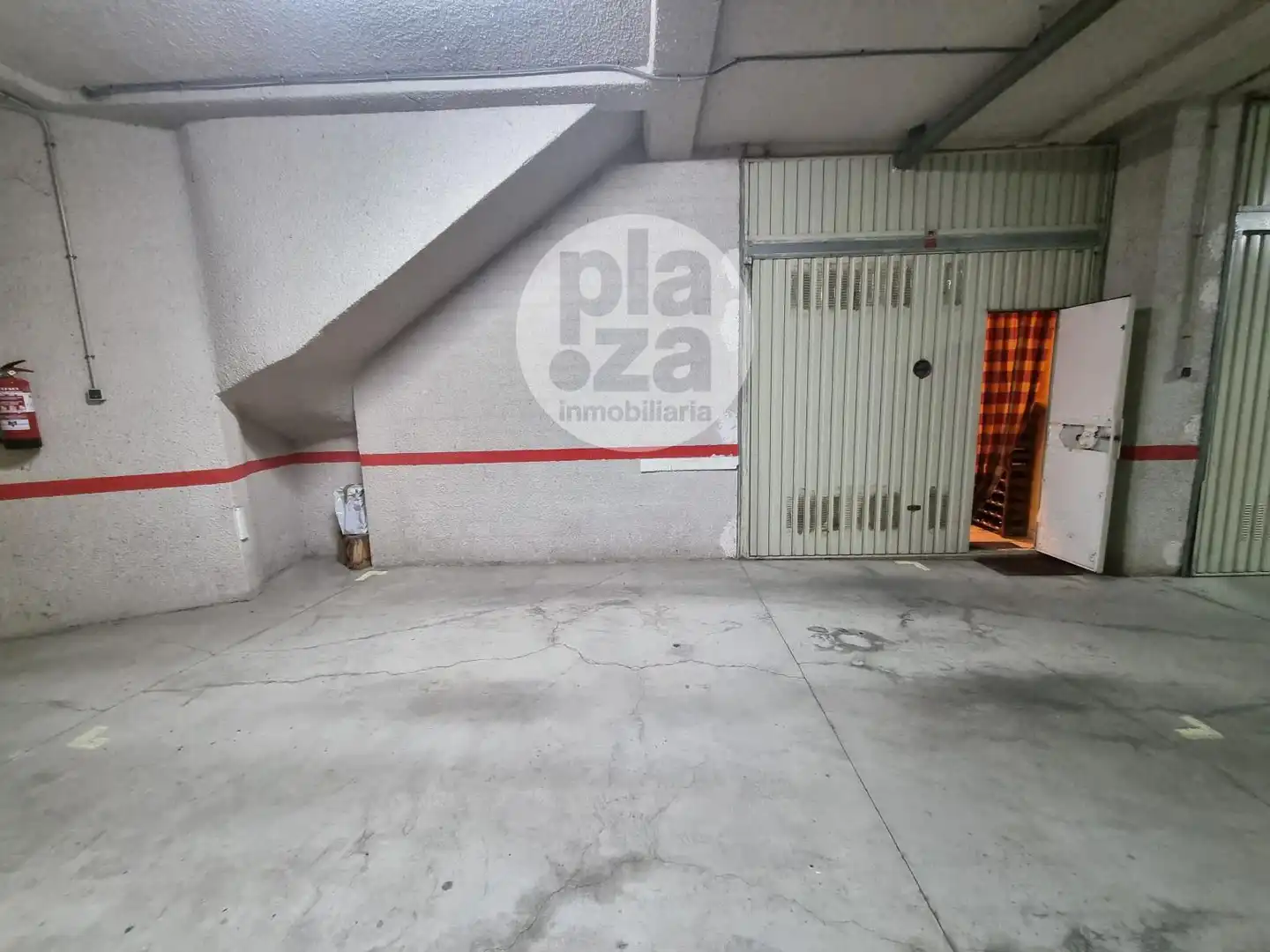 Casa adosada en venda en Burgos amb Calefacció, Terrassa i Traster