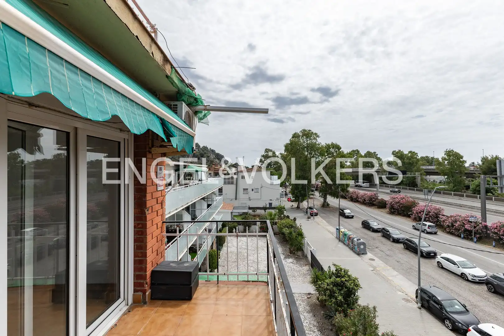 Balcony of Attic for sale in Castelldefels  with Air Conditioner, Heating and Parquet flooring