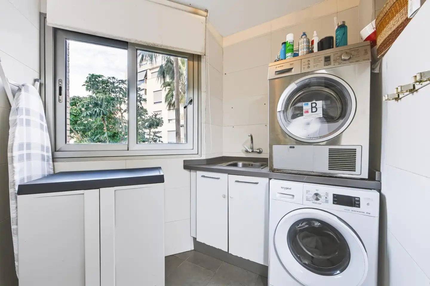 Küche von Wohnung zum Verkauf in Almería mit Klimaanlage, Heizung und Terrasse
