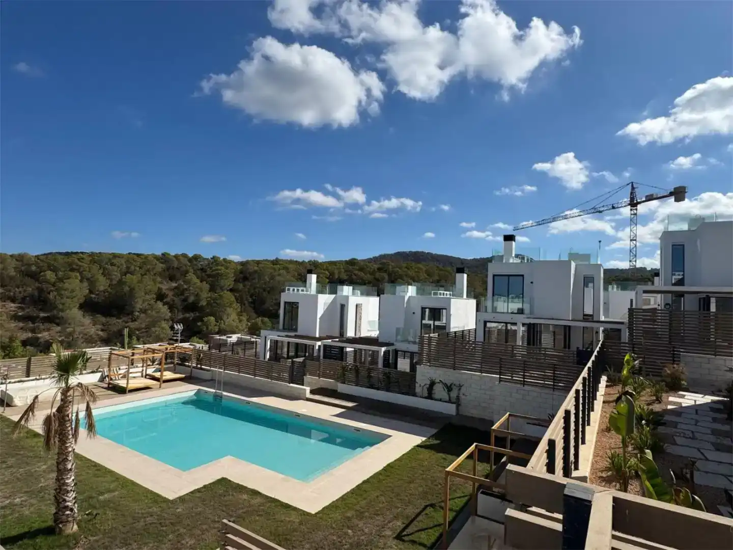 Vista exterior de Pis en venda en Sant Josep de sa Talaia amb Aire condicionat, Jardí privat i Traster