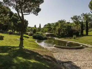 Garten von Geschaftsraum zum Verkauf in Madrid