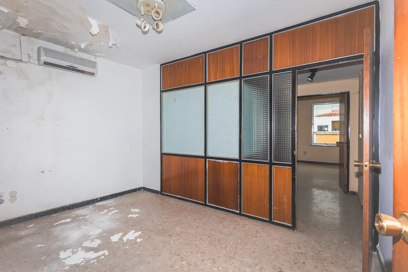 Oficina en venta en C/ Donoso Cortéss, Casco Antiguo