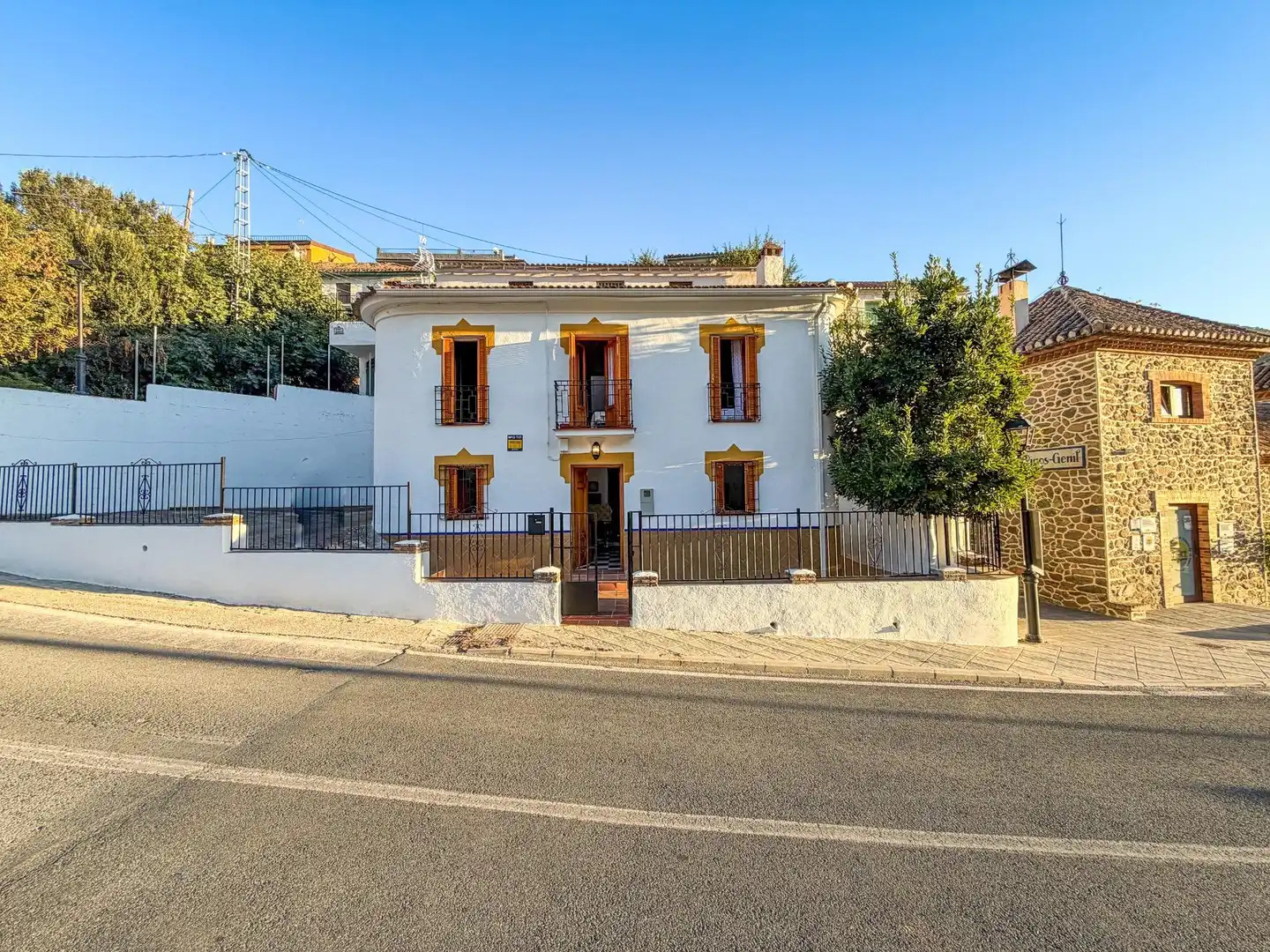 Detached house with terrace for sale in Calle ESTACION 4