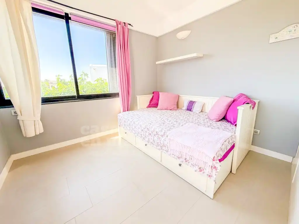 Dormitori de Casa o xalet en venda en Ciutadella de Menorca amb Aire condicionat, Terrassa i Piscina