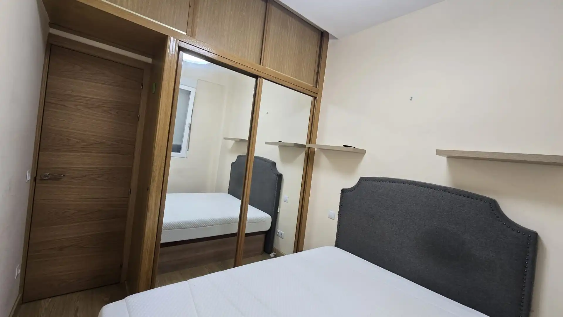 Habitación de Apartamento en venta en Madrid con Calefacción y Amueblado