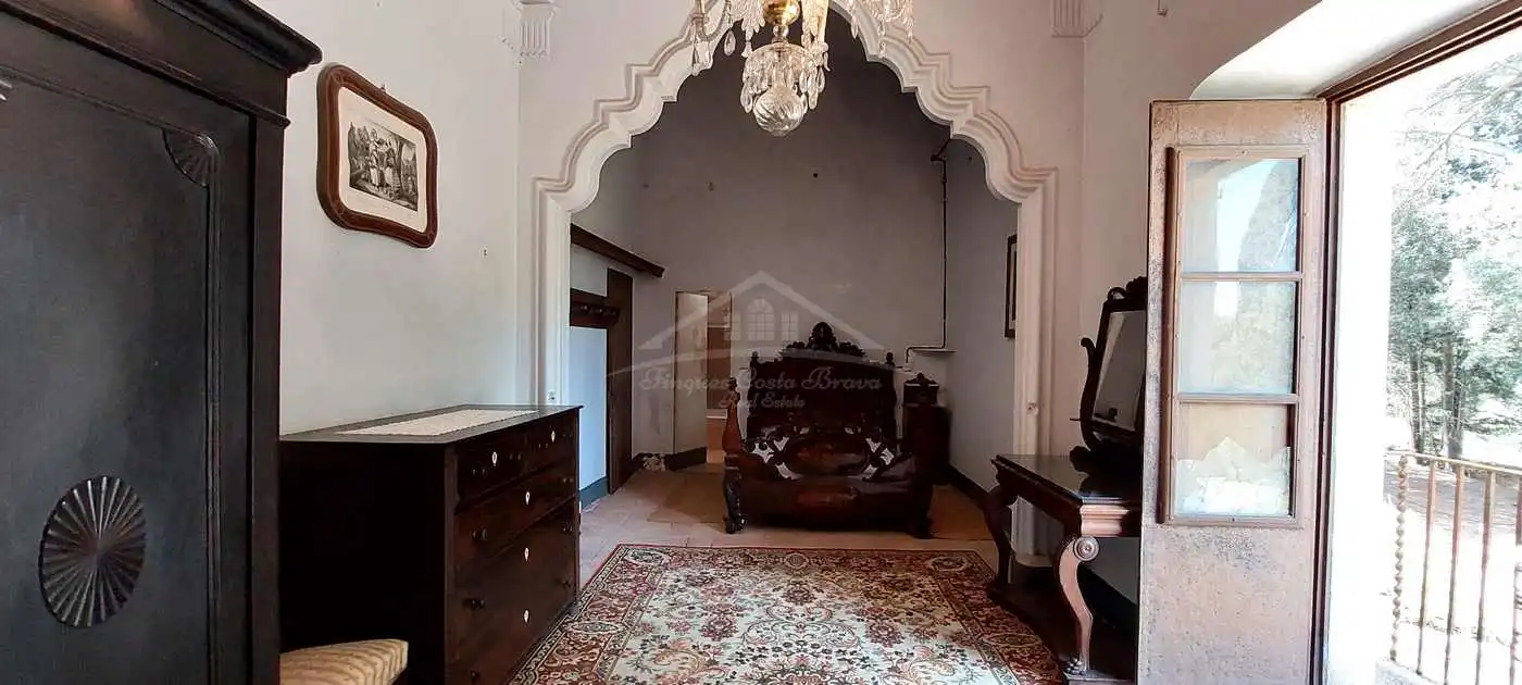 Country homes for sale in Flaçà  with Air Conditioner, Heating and Private garden