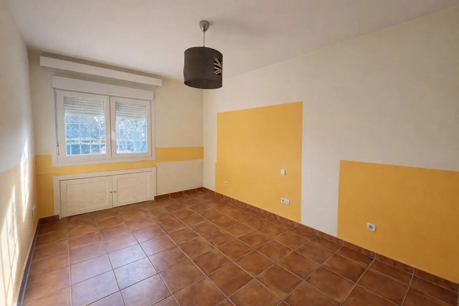Habitación de Casa adosada en venta en Alpedrete con Aire acondicionado, Calefacción y Jardín privado