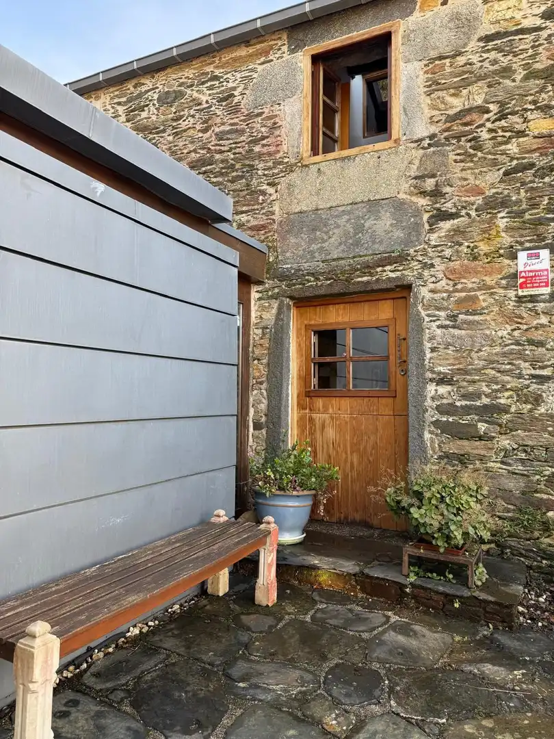 Vista exterior de Finca rústica en venta en Monfero con Calefacción, Jardín privado y Amueblado